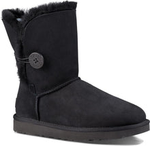 Load image into Gallery viewer, Ugg Bailey Button II Black
